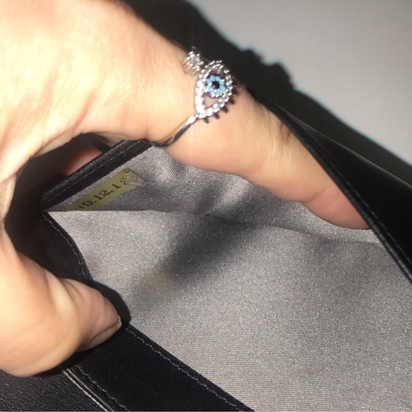 AUTHENTIC CAMILLA CHANEL SNAP WALLET (Limited Addition) - Picture 10 of 11